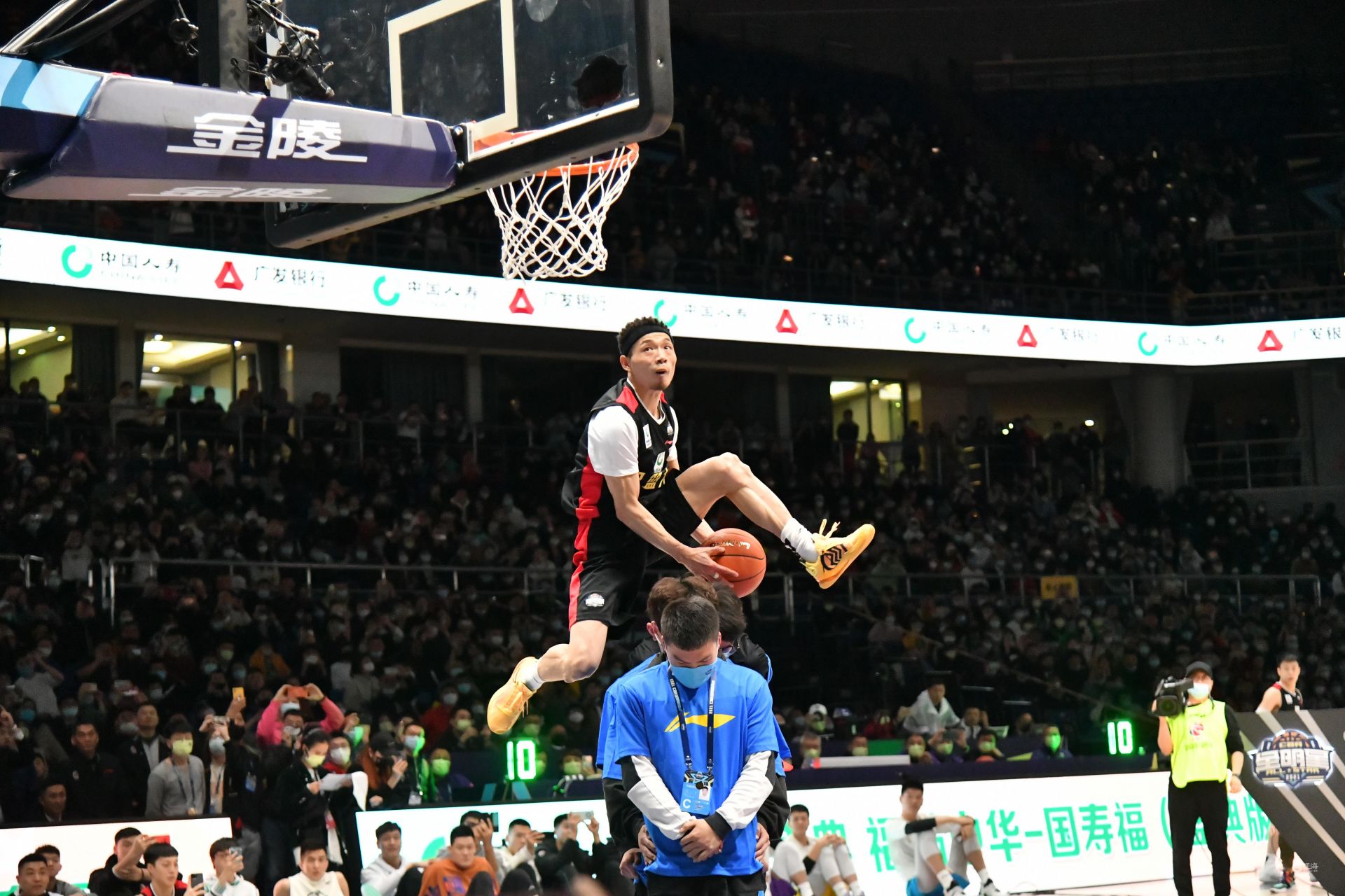 参加高水平 参加高水平