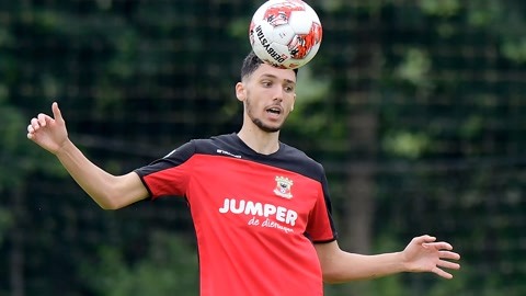 在如火如荼 在如火如荼