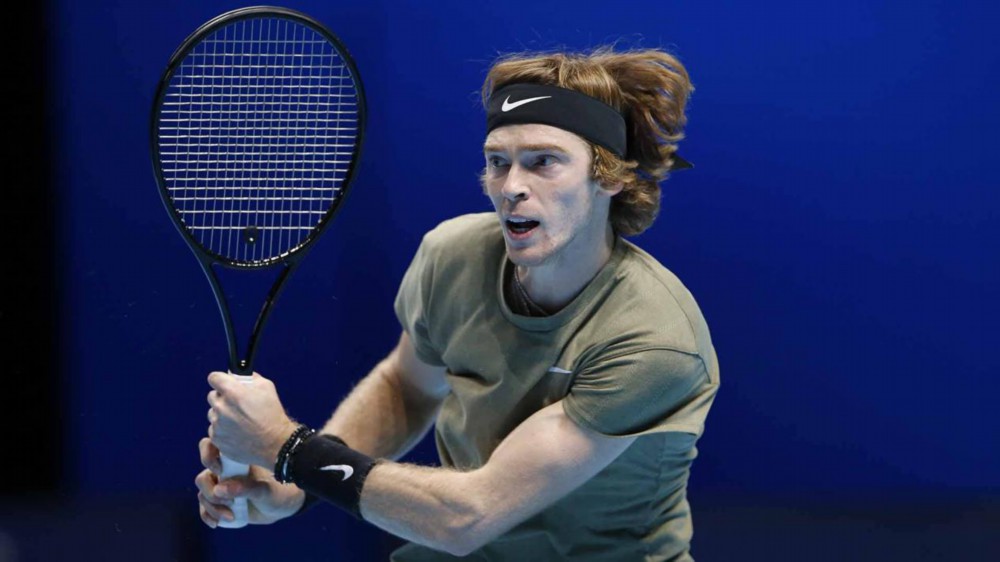 攻防两端的 攻防两端的