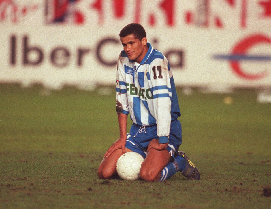 成为激励其 成为激励其