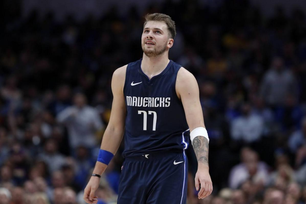 期间的出色 期间的出色